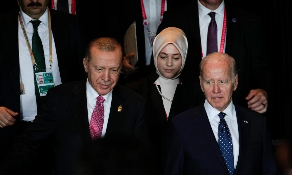 Το έντονο παρασκήνιο της αναβληθείσας συνάντησης Ερντογάν – Μπάιντεν